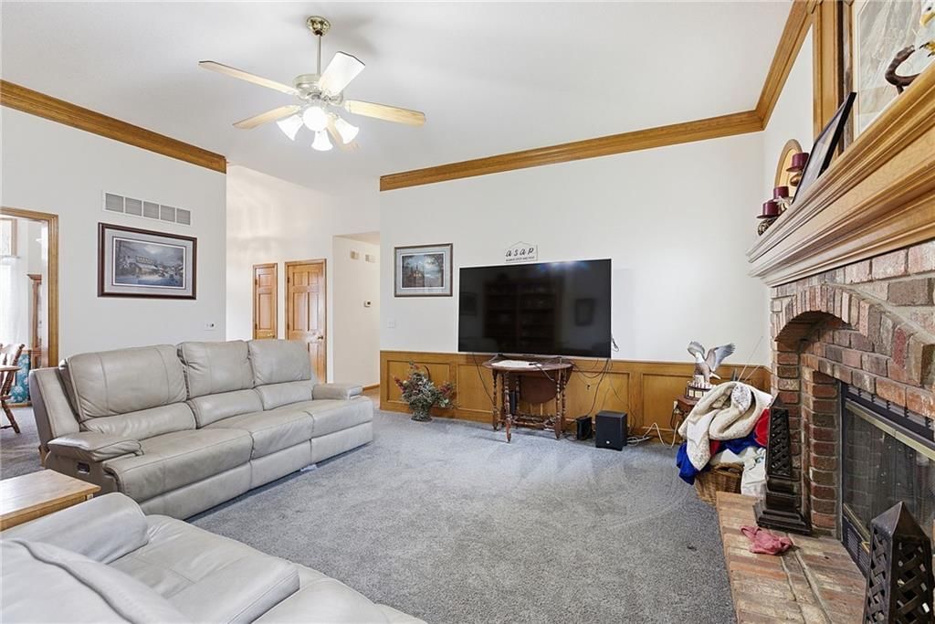 3100 NE 68 Terrace — photo 9