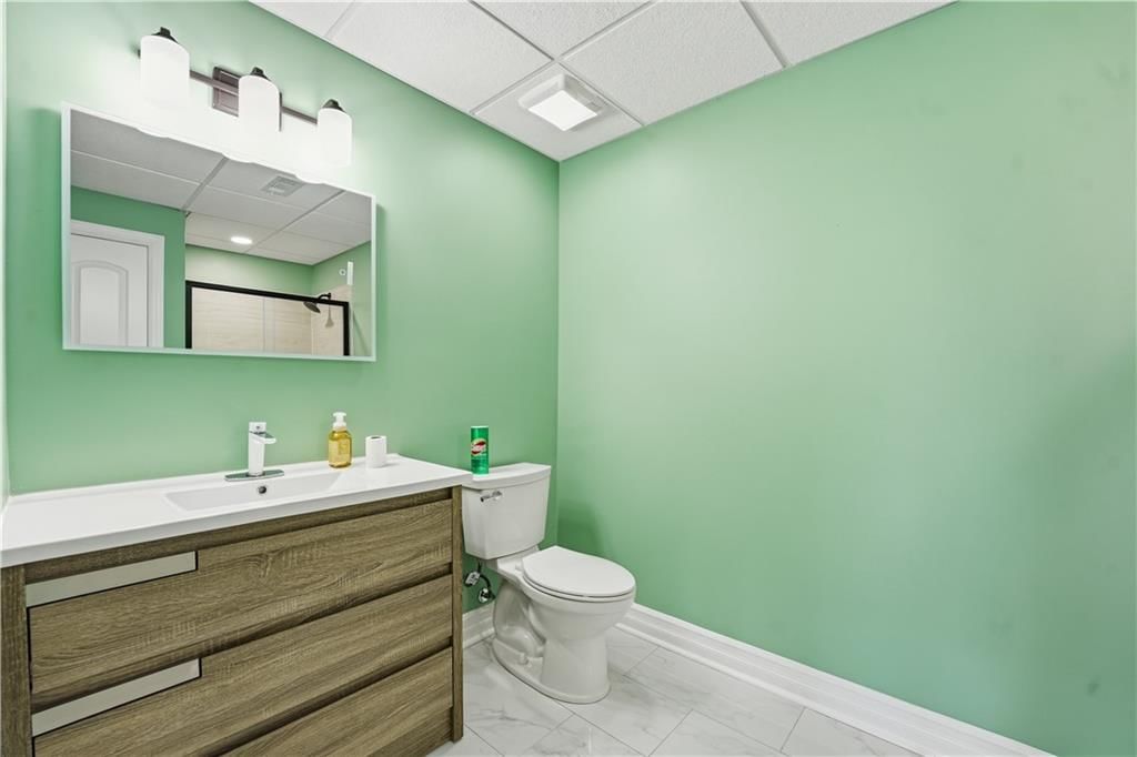 6205 NW 101st Street — photo 32