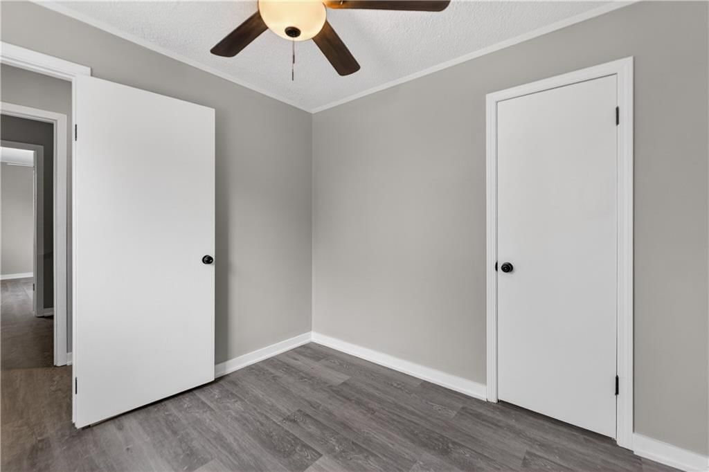 8324 Pershing Road — photo 24