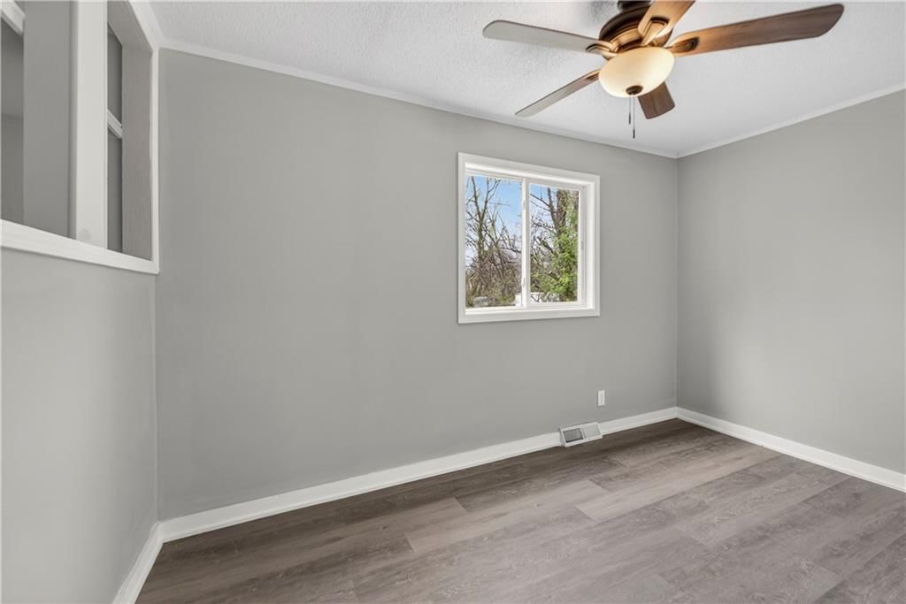 8324 Pershing Road — photo 27
