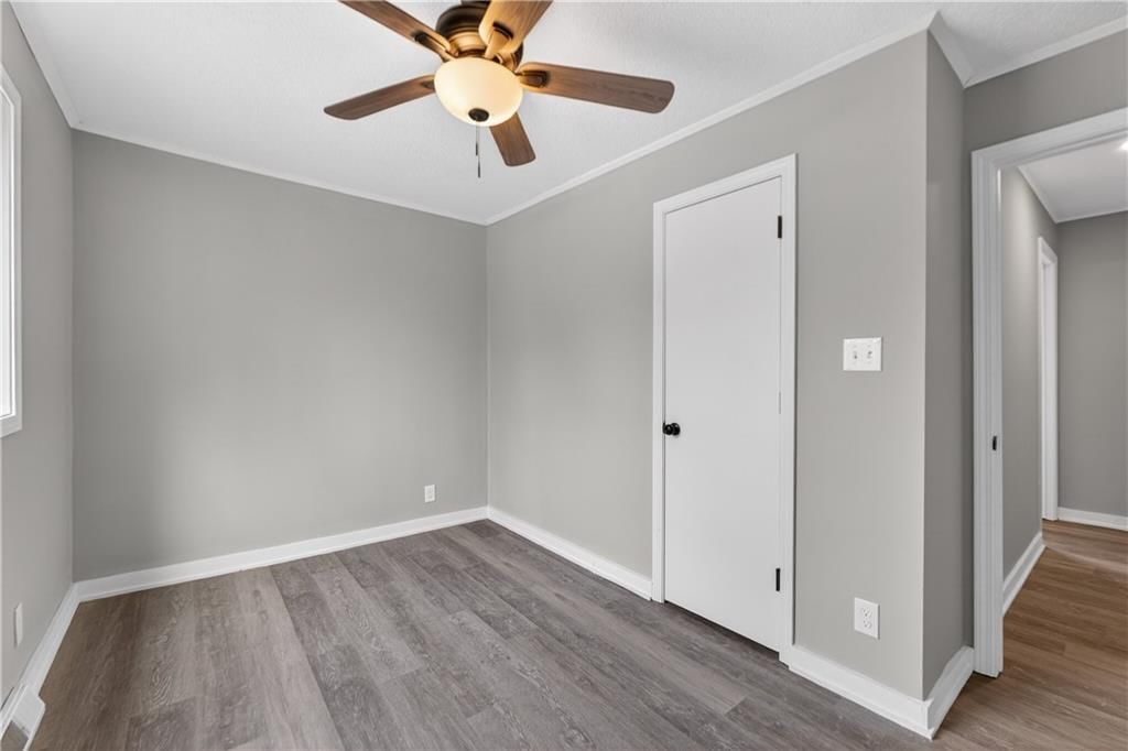 8324 Pershing Road — photo 28