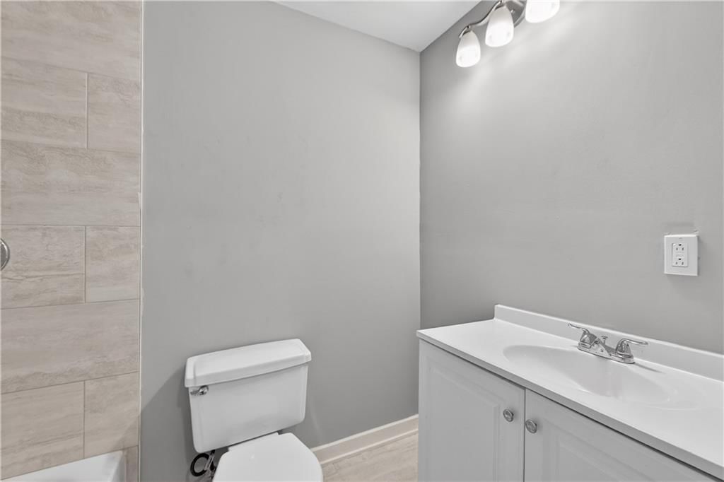 8324 Pershing Road — photo 37