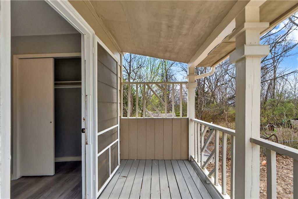 8324 Pershing Road — photo 40