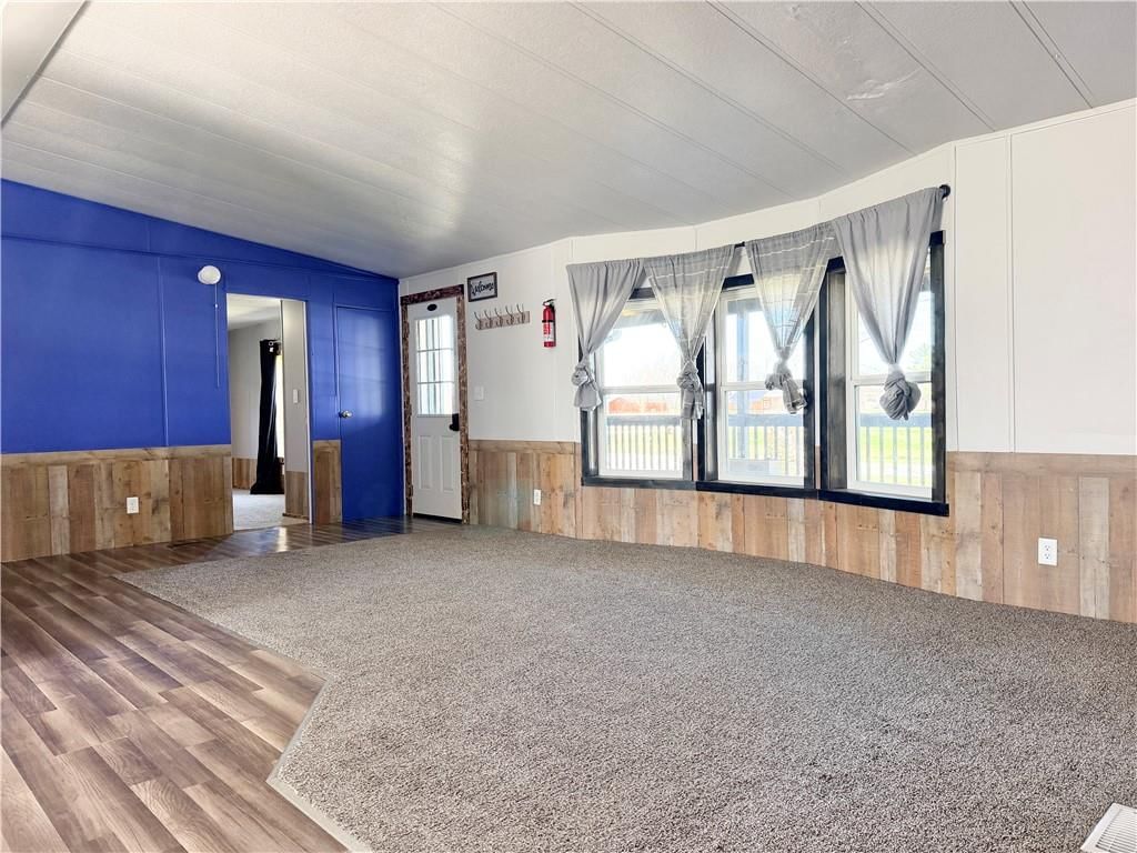 538 NW Church Street — photo 5