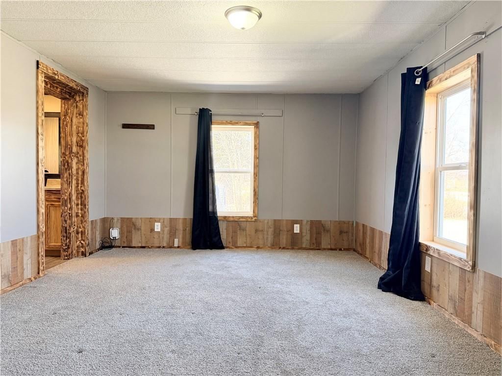 538 NW Church Street — photo 11