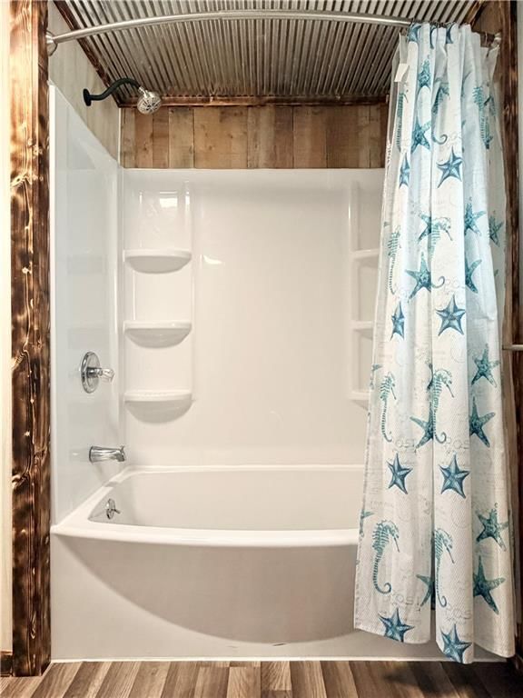 538 NW Church Street — photo 18