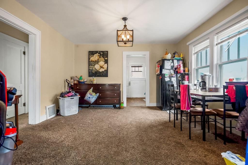 703 E Oak Street — photo 4