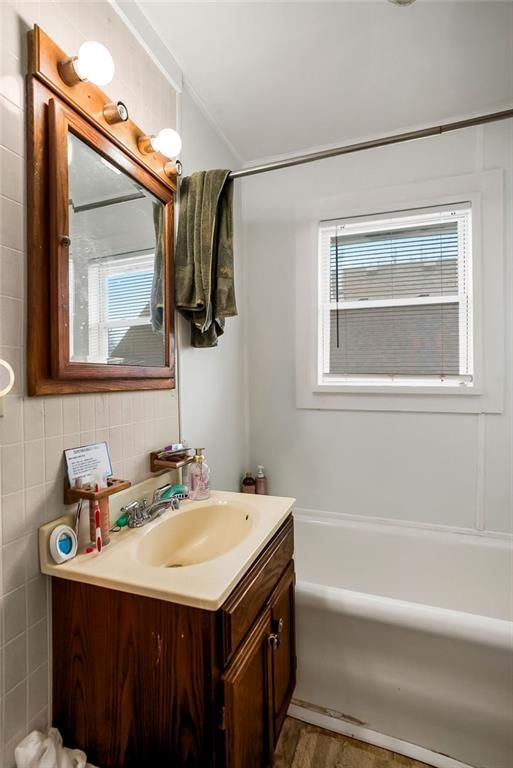 703 E Oak Street — photo 7