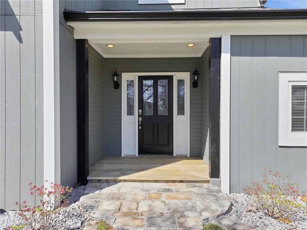406 E Forest Street — photo 3