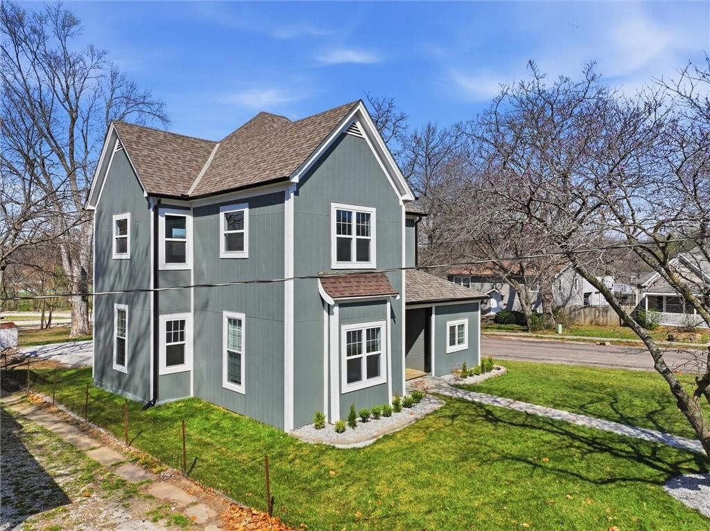 406 E Forest Street — photo 4