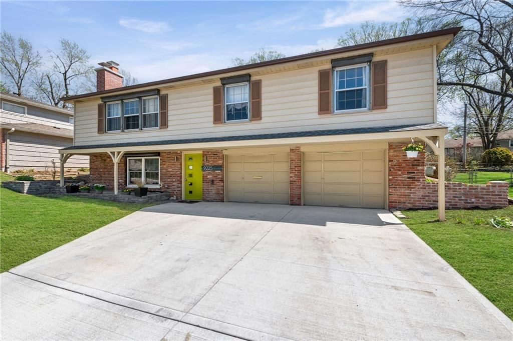 9225 Wedd Drive — photo 2