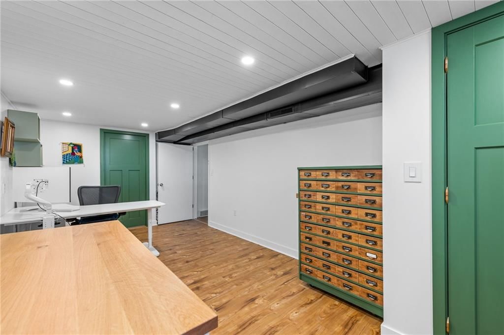 9225 Wedd Drive — photo 32