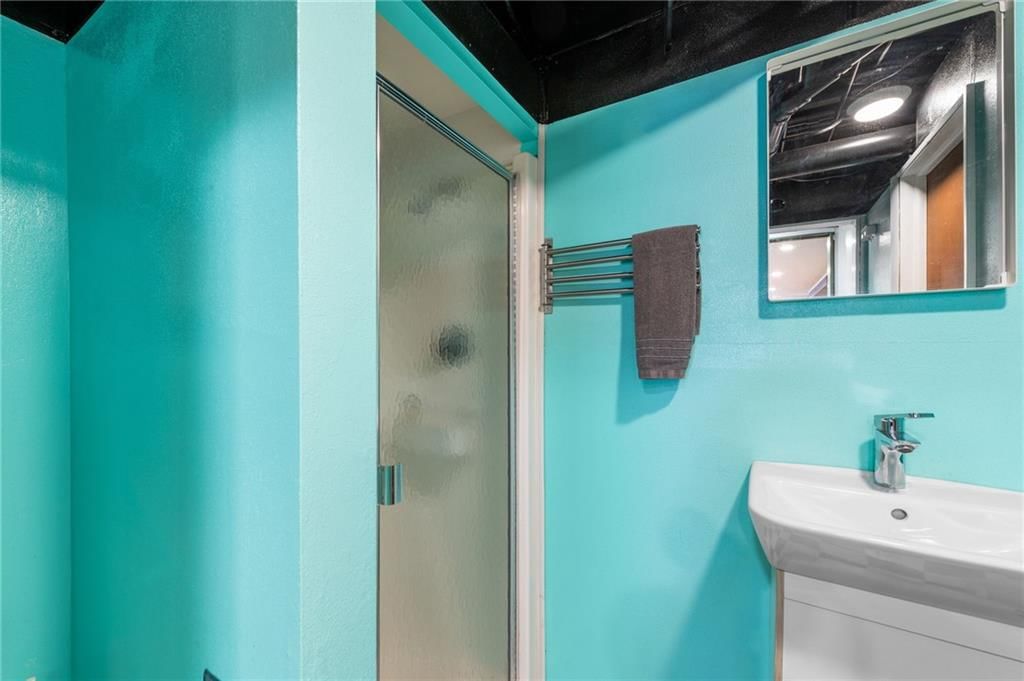 9225 Wedd Drive — photo 35