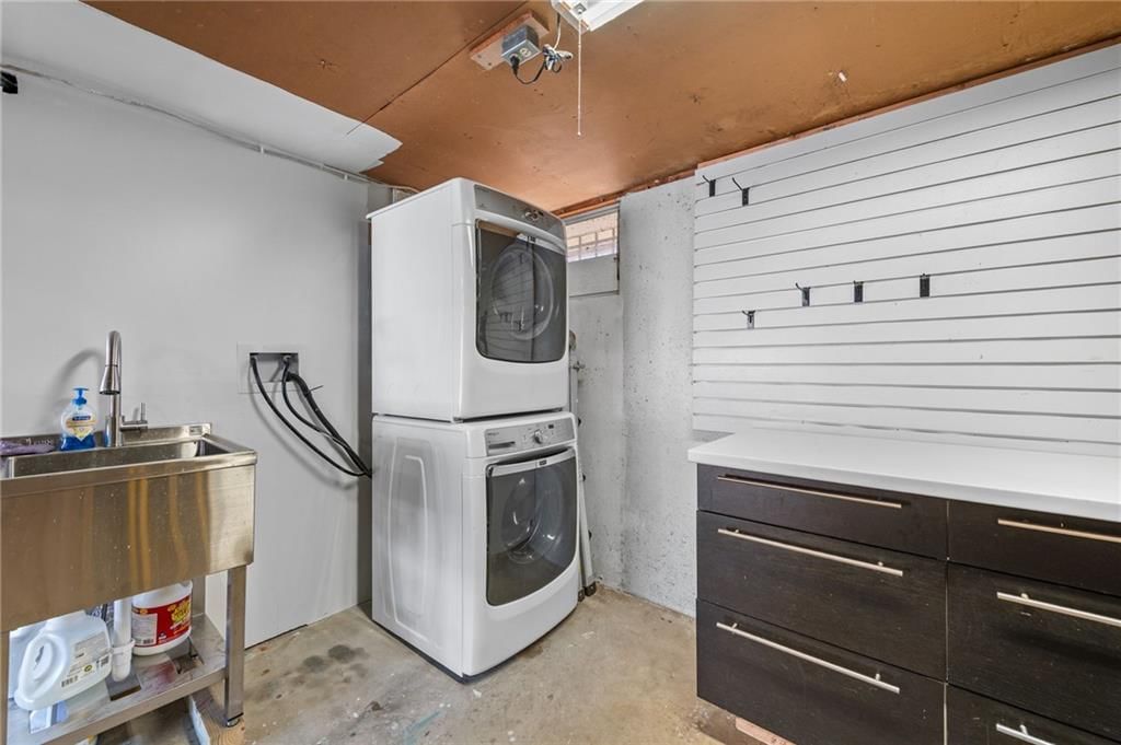 9225 Wedd Drive — photo 36