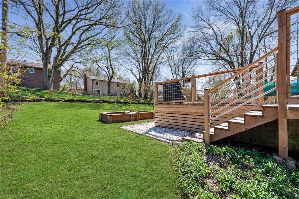 9225 Wedd Drive — photo 42