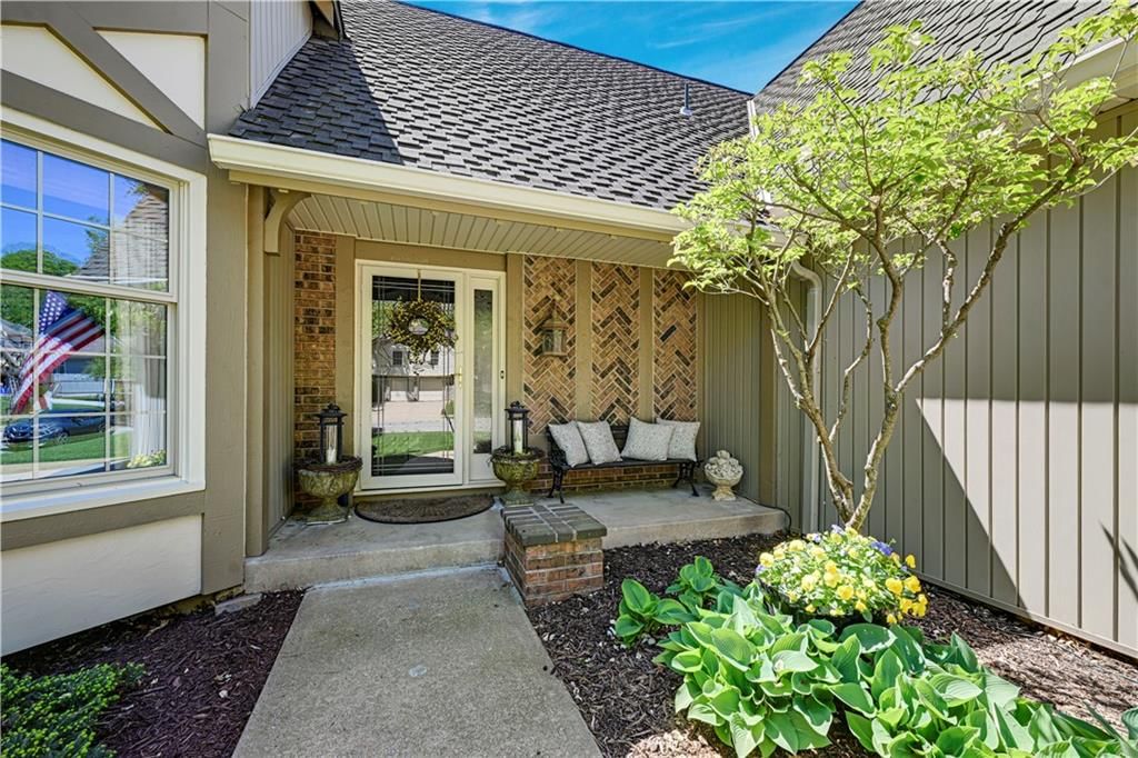 16629 W 146 Terrace — photo 4