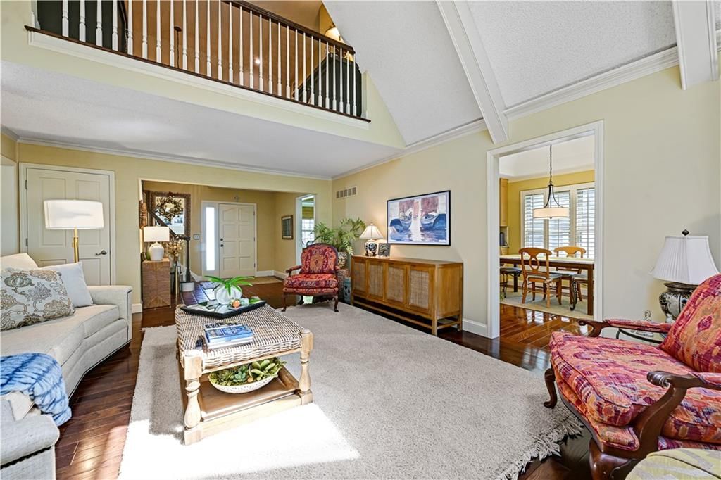 16629 W 146 Terrace — photo 9