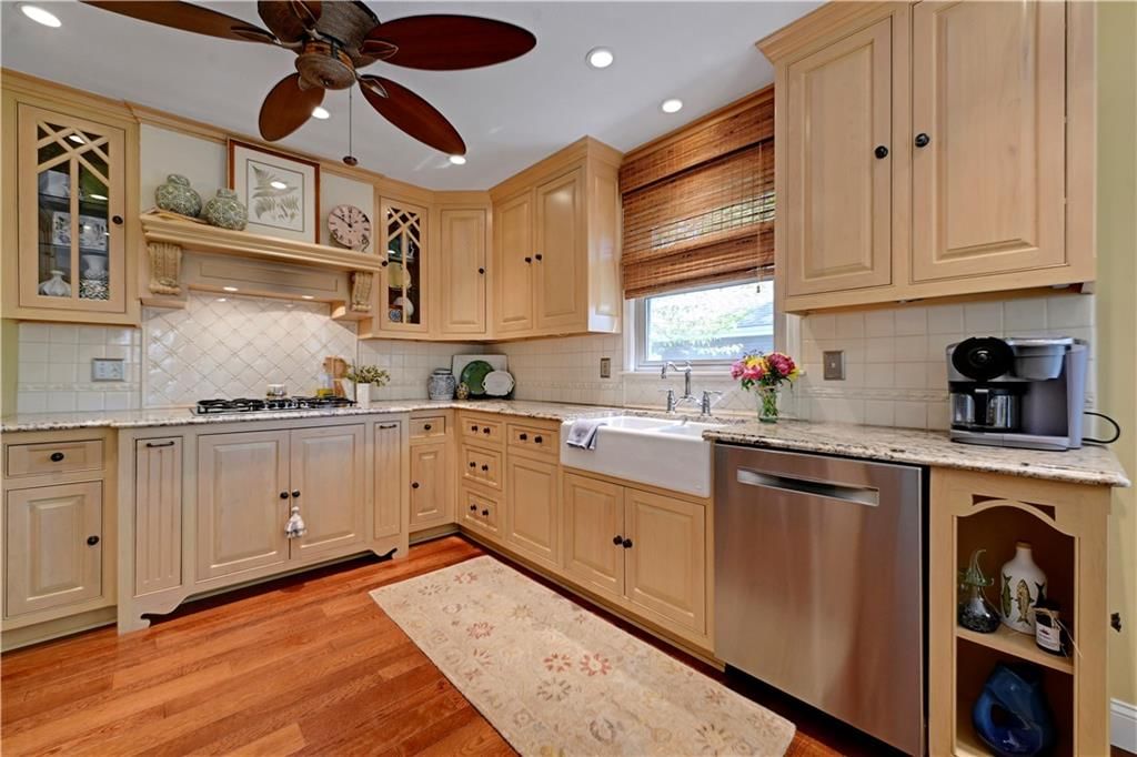 16629 W 146 Terrace — photo 14