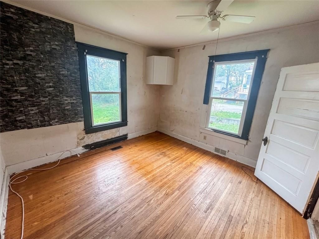 605 E Lexington Street — photo 13