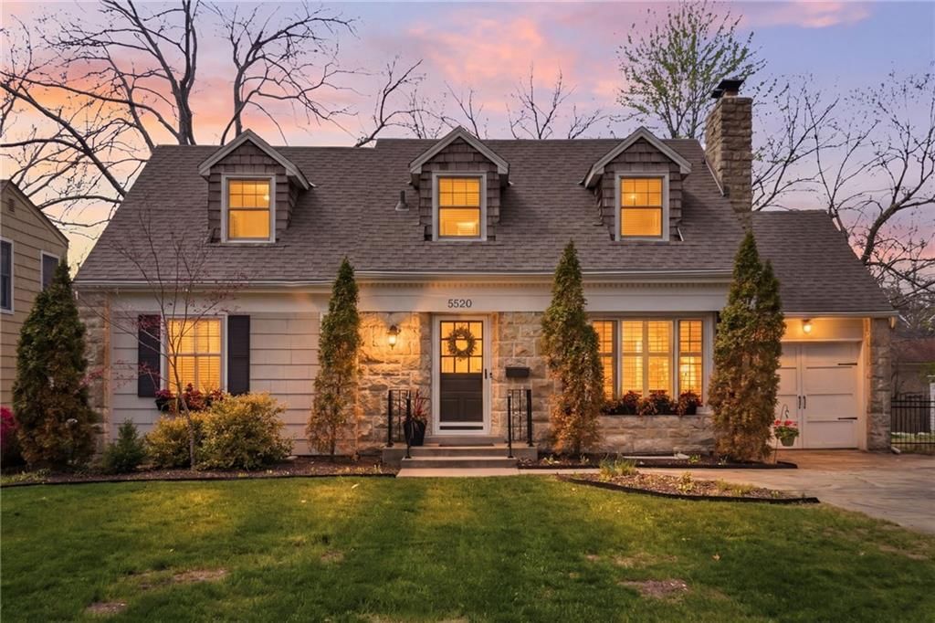 5520 Falmouth Road, Fairway, KS