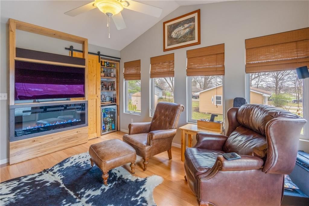 509 S Olive Street — photo 22