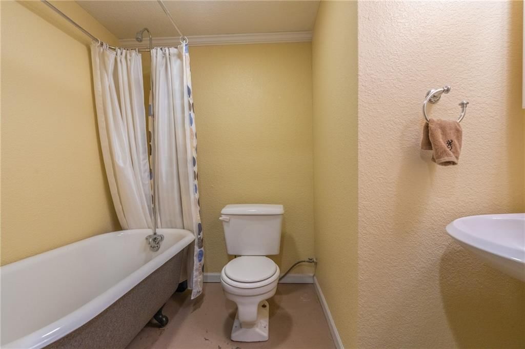 509 S Olive Street — photo 37
