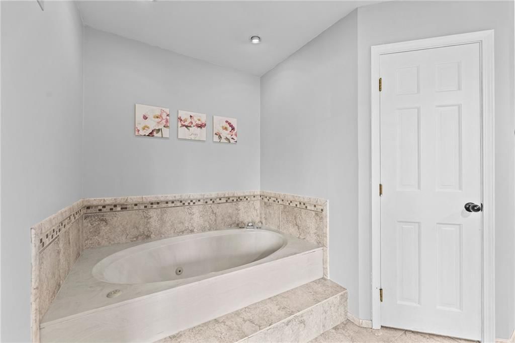 11505 Lowell Avenue — photo 34