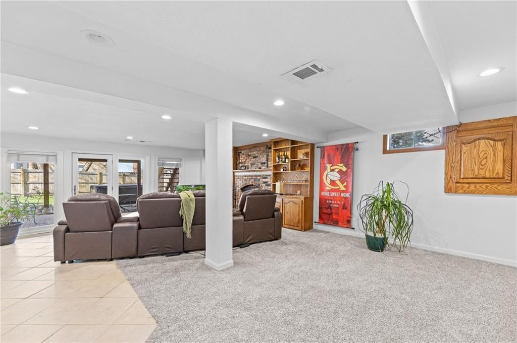11505 Lowell Avenue — photo 47