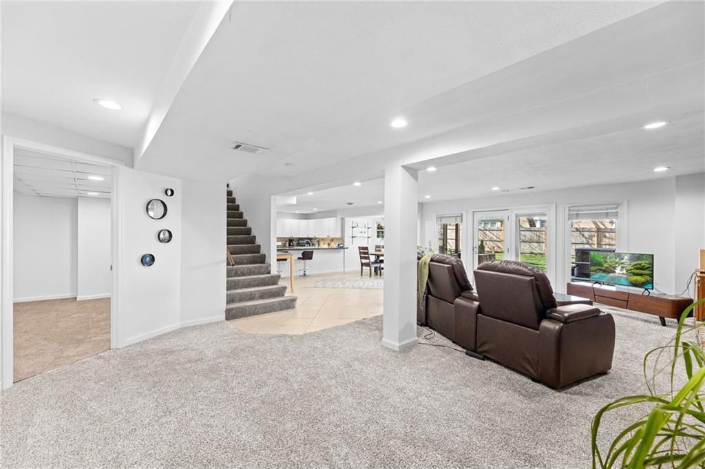 11505 Lowell Avenue — photo 48