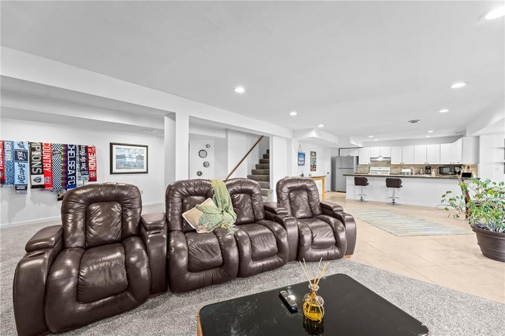 11505 Lowell Avenue — photo 50
