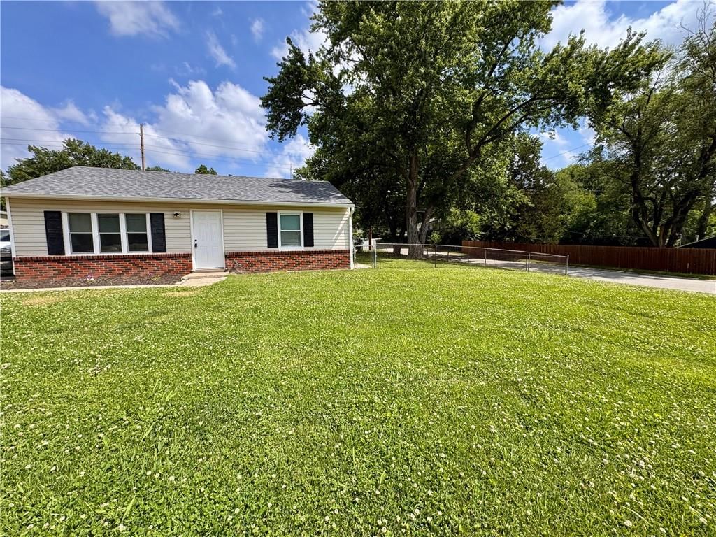 6522 Kimball Avenue — photo 2