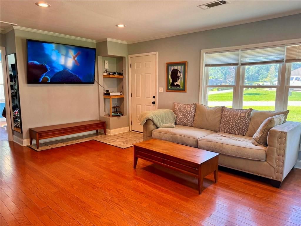 6522 Kimball Avenue — photo 4
