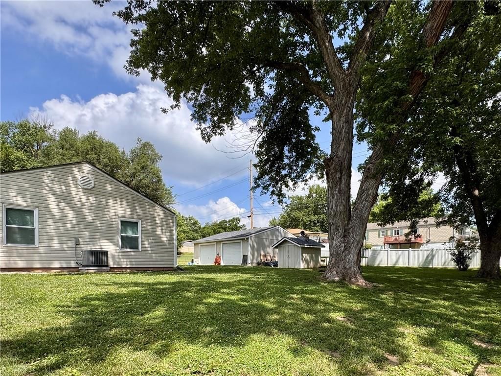 6522 Kimball Avenue — photo 16