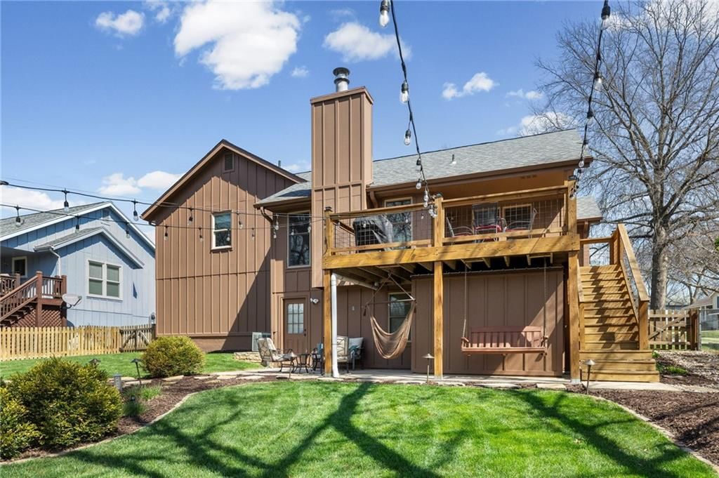 348 SE Brownfield Drive — photo 31