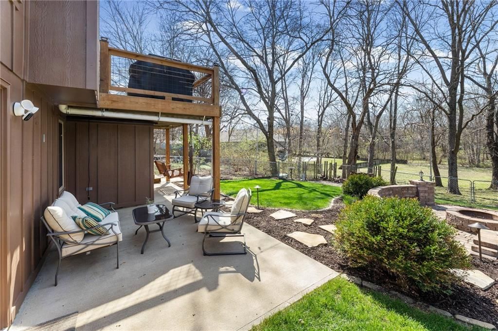 348 SE Brownfield Drive — photo 36
