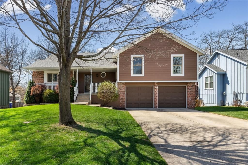 348 SE Brownfield Drive — photo 37