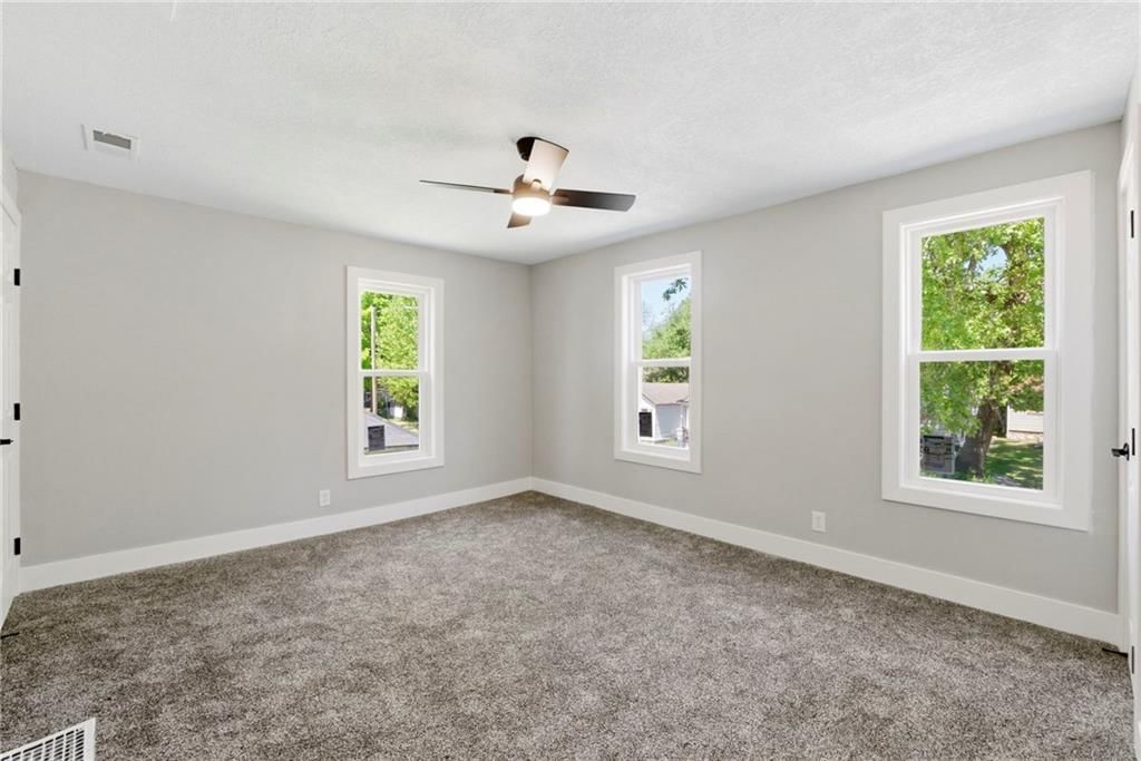 775 MIAMI Street — photo 17