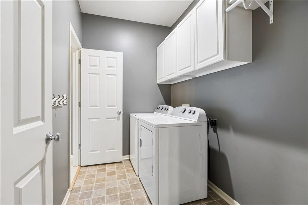 1642 N Hunter Drive — photo 26