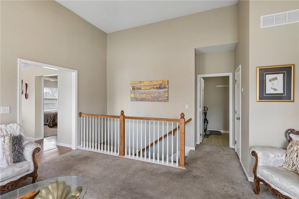 13735 Grove Avenue — photo 4