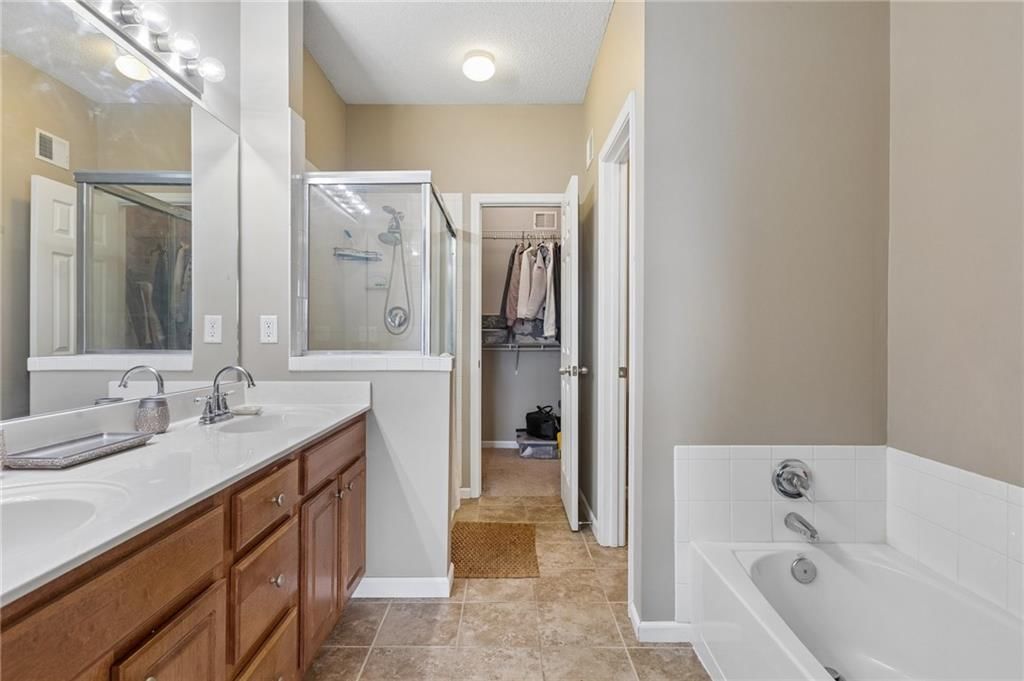 13735 Grove Avenue — photo 13