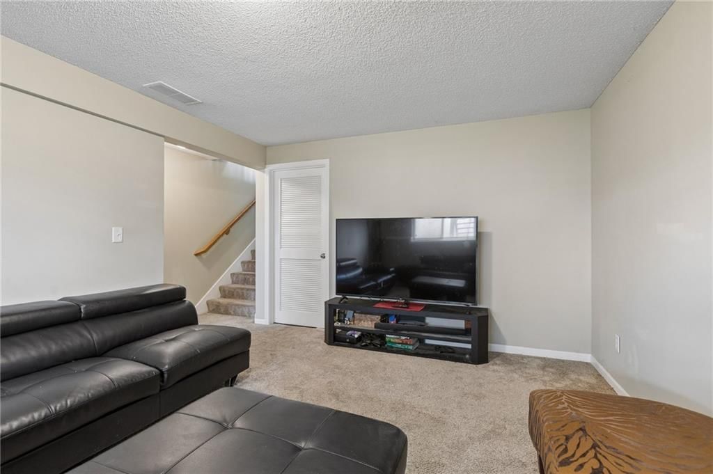 13735 Grove Avenue — photo 20