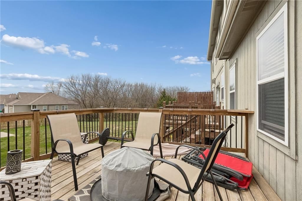 13735 Grove Avenue — photo 23