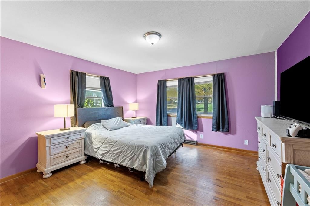 1327 S Mulberry Street — photo 15