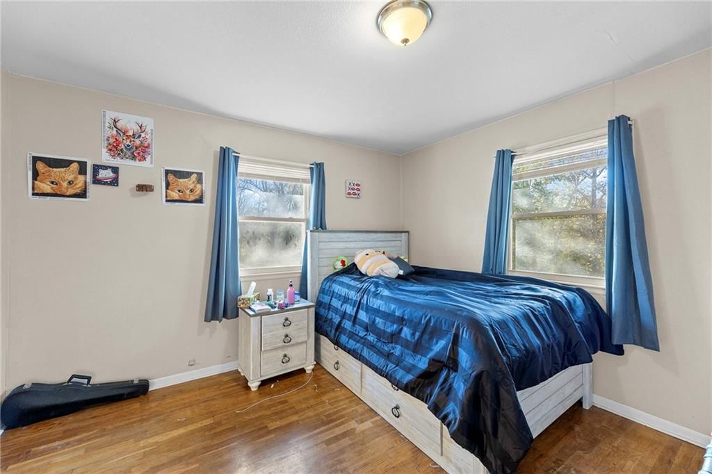 1327 S Mulberry Street — photo 18