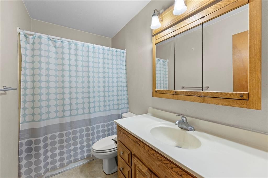 1327 S Mulberry Street — photo 20