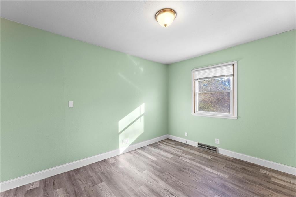 1327 S Mulberry Street — photo 21