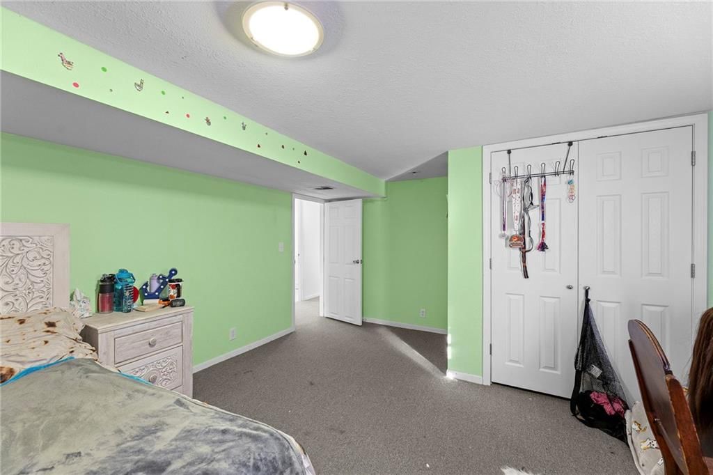1327 S Mulberry Street — photo 28