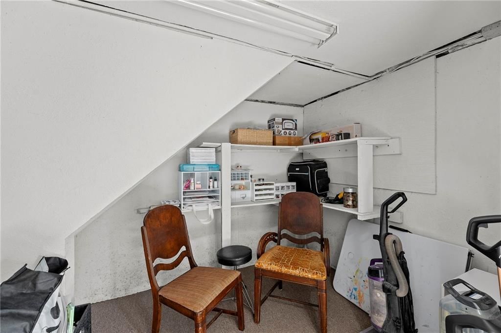 1327 S Mulberry Street — photo 36