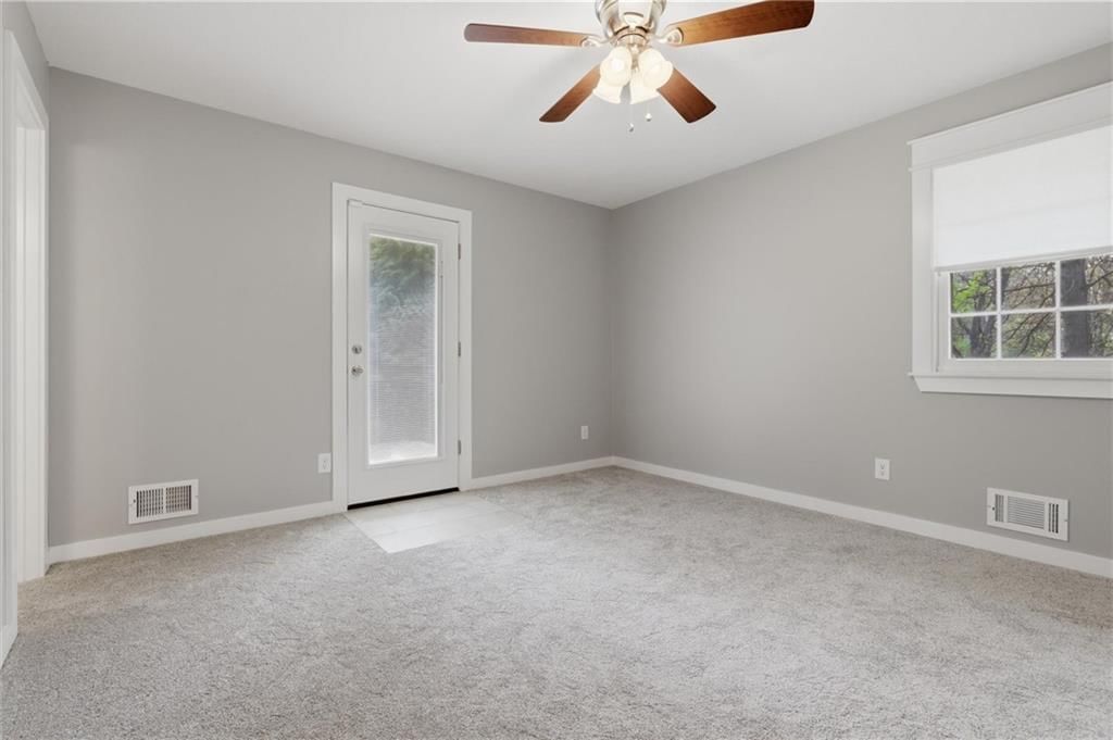7401 NW Eastside Drive — photo 32
