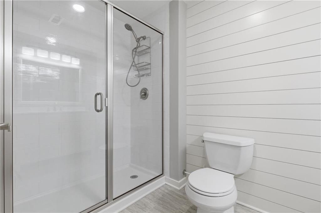 7401 NW Eastside Drive — photo 42
